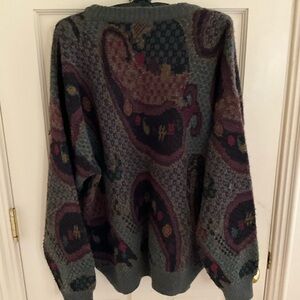 NM Colorful, Textured Men’s Sweater by International Passport-L/New Condition